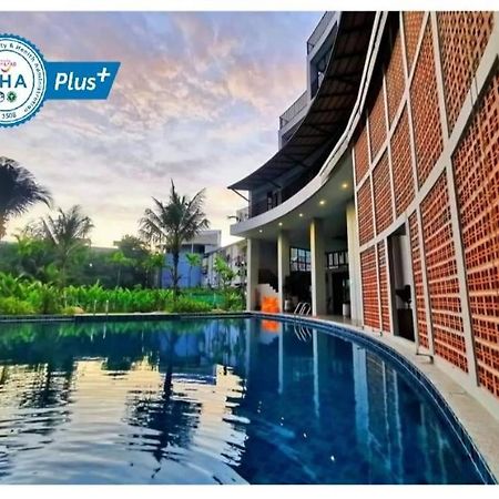 Atom Phuket Hotel -SHA Plus Nai Yang Beach Eksteriør bilde